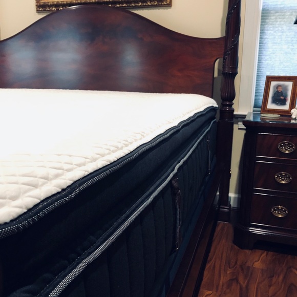 Stearns and Foster Bedding Stead She Foster King Mattress Poshmark